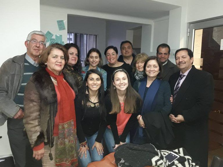 Federación de Colegios Profesionales se reunió con candidata presidencial Beatriz Sánchez