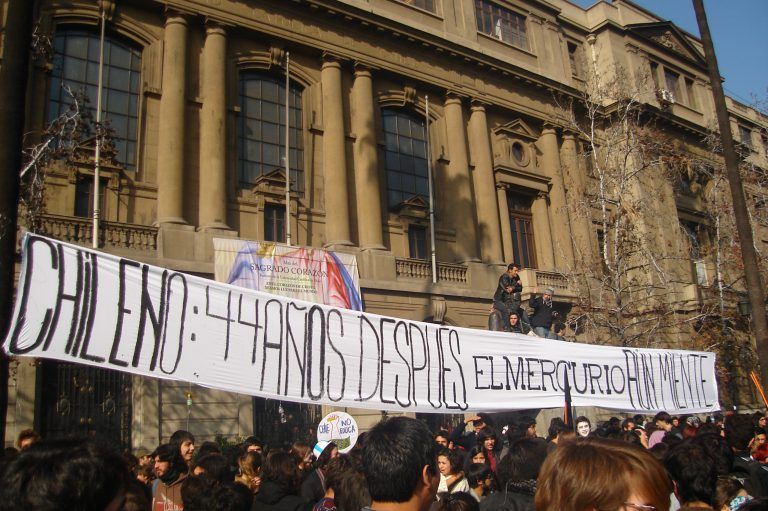 Educación Superior Universitaria en Chile: EL BAILE DE LOS QUE SOBRAN